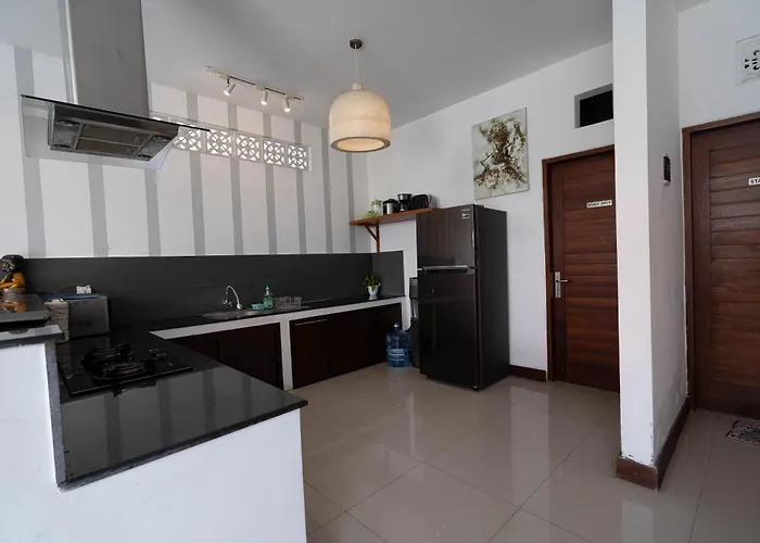 Villa Scarlet
